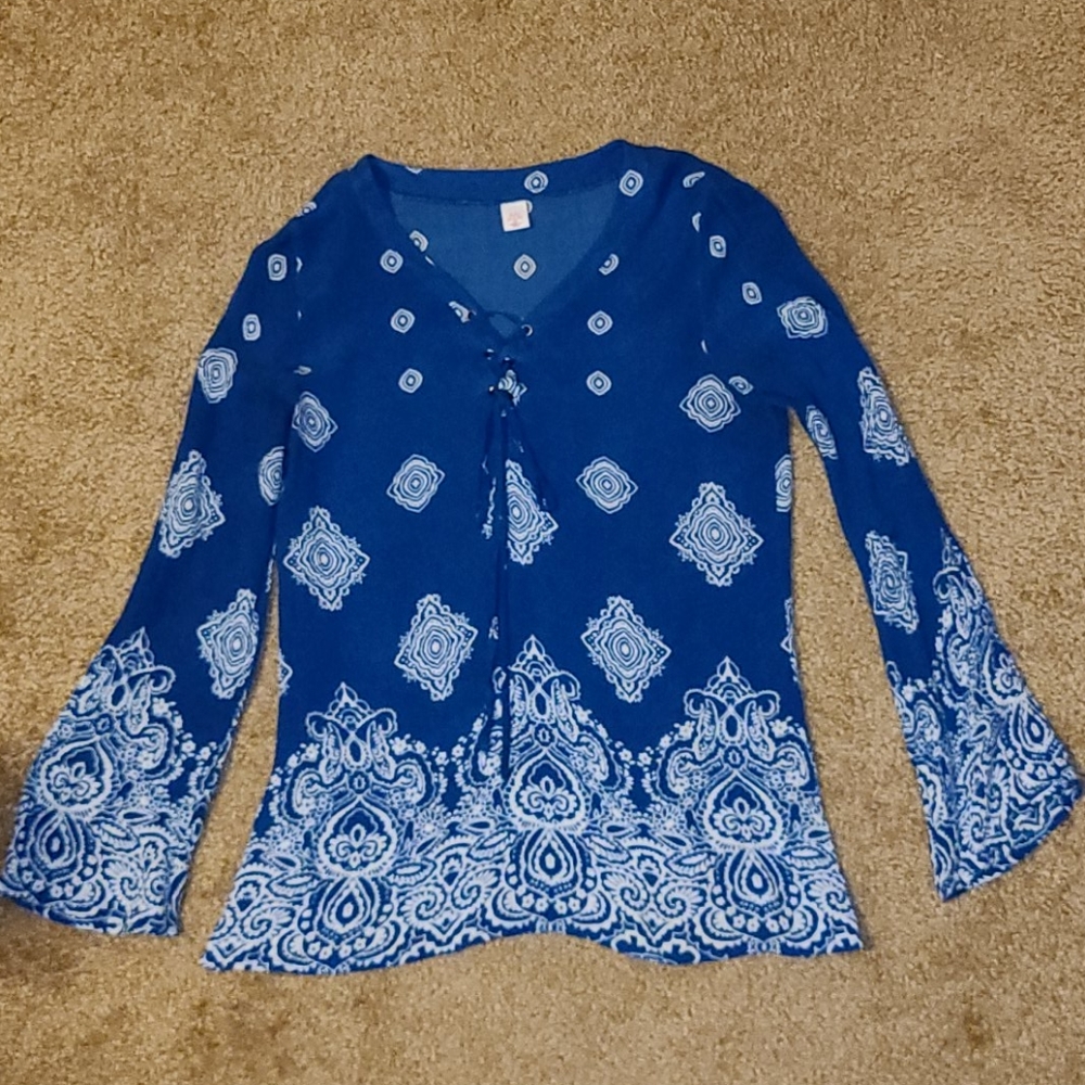 JW Royal blue & white long sleeve lightweight top